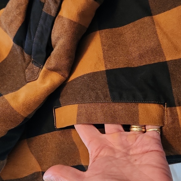 Carhartt Men's Tan and Black Checkered Shirt Jacket - Picture 5 of 5